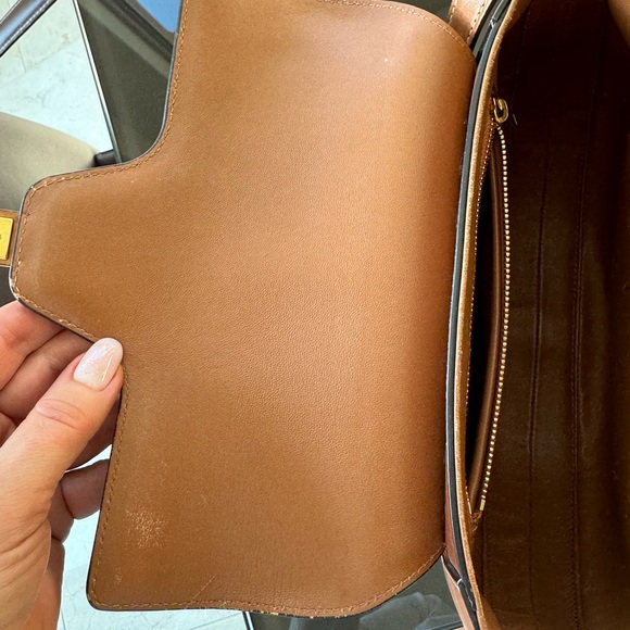 Celine Besace 16 Bag, signs of use, with some stains - Picture 7 of 10